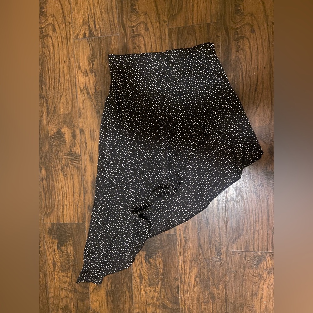 PLT polka dot Asymmetrical skirt w/side slit